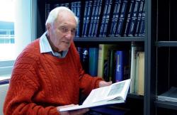 Ilmuwan Australia Berusia 104 Tahun ke Swiss agar Bisa Disuntik Mati