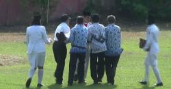 Puluhan Siswa dan Pengibar Bendera Upacara Hardiknas di Kendal Pingsan