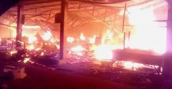 Pasar Cipeundeuy Subang Terbakar, Ratusan Kios Ludes Dilalap Api