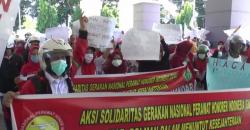 Digaji Rp100.000, Ratusan Perawat di Polewali Mandar Mogok Kerja