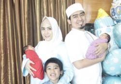 Soal Nama Anak, Ustaz Solmed Sempat Debat dengan Istri