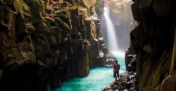 Wisata Bogor, Keindahan Curug Cikuluwung Tersembunyi di Lembah Berbatu