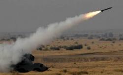 Arab Saudi Tembak Jatuh Rudal Houthi di Riyadh