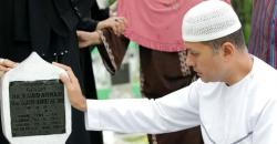 Jelang Ramadan, Musa Rajekshah Ziarahi Kakek di Taman Makam Pahlawan