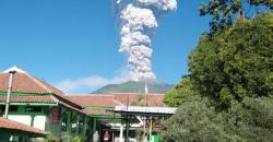 Merapi Keluarkan Awan Panas Guguran, BPPTKG: Waspada Abu Vulkanik