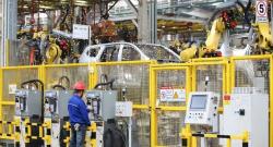 Jaga Kualitas Confero dan Cortez, Wuling Andalkan Tenaga Robot