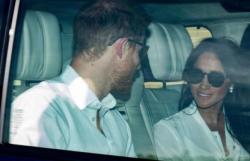 Hadiri Gladi Bersih, Pangeran Harry-Meghan Kompak Berbusana Putih