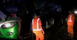 Bus Tabrak Truk Trailer di Tol Sidoarjo, 1 Tewas 5 Luka Berat