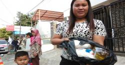 Warga Semarang Serbu Bazar Sembako Murah Partai Perindo
