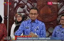 Alasan Anies Baswedan Batalkan Salat Tarawih Akbar di Monas