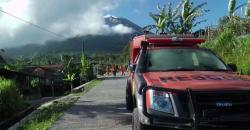 Sebaran Embusan Abu Gunung Merapi Sampai ke Candi Borobudur   