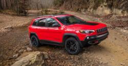 Berisiko Terbakar, 50.000 Jeep Cherokee Di-Recall