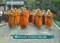 Peringati Waisak, Umat Budha Laksanakan Penyemayaman Air Suci