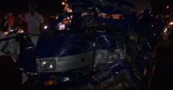 Ban Meletus, Suzuki Pikap Tabrak Bus di Jombang, Ibu dan Anak Tewas