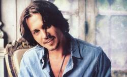 Penampilan Baru Johnny Depp Terlihat Kurus dan Keriput