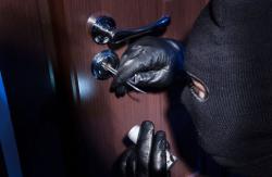 Pistol Ajudan Wakil Bupati Maybrat Dirampas Maling saat Bertugas