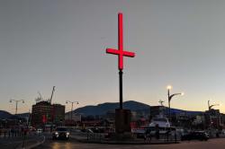 Ada Monumen Salib Terbalik, Warga Kristiani di Australia Marah