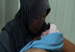 Pemudik asal Banten Melahirkan Bayi Perempuan di Kapal Kirana II