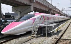 Diluncurkan Akhir Pekan, Jepang Perkenalkan Shinkansen 'Hello Kitty'