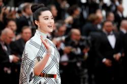 China Akan Batasi Bayaran Artis yang Berusaha Hindari Pajak