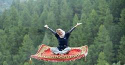 Wisata di Bandung, Rasakan Sensasi Selfie di Permadani Terbang Aladin