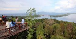 Pesona Keindahaan Alam Sentani, Surga Tersembunyi di Papua