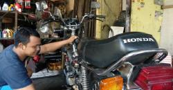 Punya Motor Lawas di Rumah, Begini Cara Perawatannya