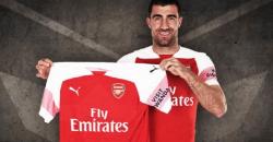 Resmi Gabung Arsenal, Papastathopoulos Jadi Akuisisi Ketiga Emery