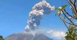 Gunung Agung Erupsi Lagi, Ketinggian Kolom Abu 2.500 Meter