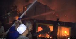 Belasan Rumah di Makassar Ludes Dilalap Api, Diduga akibat Korsleting