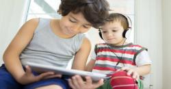 Hindari dari Ketergantungan, Ajari Anak Bijak Gunakan Smartphone
