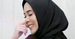 Selain Nikita Mirzani, Ternyata Fitri Tropika Juga Baru Berhijab 