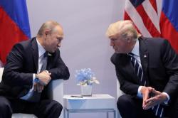 Blak-blakan, Trump Sebut Presiden Rusia Putin sebagai Pesaing