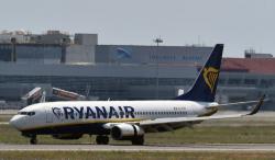 Pesawat Ryanair Mendarat Darurat di Jerman, 30 Orang Dilarikan ke RS