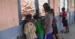 Atap 3 Ruang Kelas SD di Subang Ambruk, Siswa Belajar Bergantian