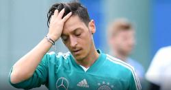 Dituduh Oezil Melakukan Rasisme, DFB Membela Diri