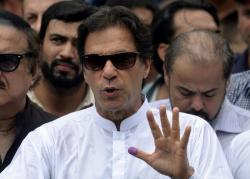 Pemilu Pakistan, Partai Mantan Atlet Kriket Imran Khan Unggul