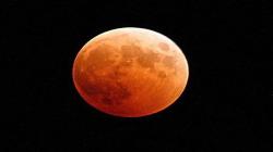 Warga Bandung dan KBB Bisa Saksikan Super Blood Moon dari Awal sampai Akhir<