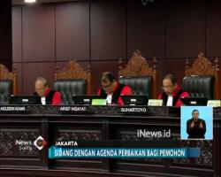 MK Gelar Sidang Batas Jabatan Presiden dan Wapres