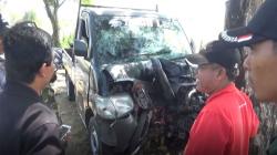Tragis, Pemotor Tewas Ditabrak Pikap saat Beristirahat di Bawah Pohon