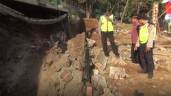 3 Kuli Bangunan Tertimpa Gedung Sekolah di Jombang, 1 Orang Tewas