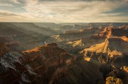 Bus Terguling dekat Grand Canyon AS, 1 Orang Tewas 56 Luka-Luka
