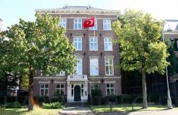 Lempar Kaleng Cat dan Molotov ke Konsulat Turki, Pria Belanda Ditahan