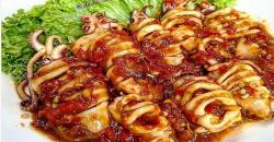 Pencinta Seafood, Yuk Cicipi Cumi dengan Saus Super Pedas
