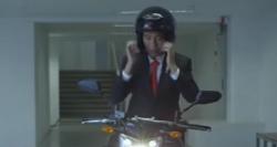 Tunggangi Moge, Ini Model dan Harga Helm Jokowi