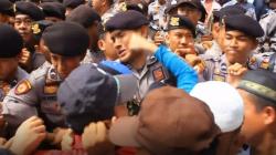 Deklarasi#2019GantiPresiden Ricuh, Massa dan Polisi Saling Dorong