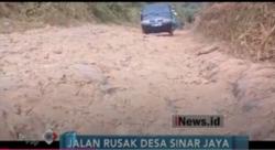 10 Tahun Jalan Rusak, Ekonomi Warga Pandeglang Terganggu