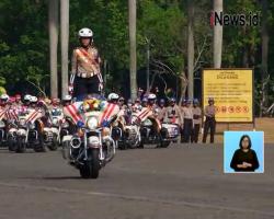 Peringati HUT Ke-70, Polwan Gelar Atraksi di Lapangan Silang Monas