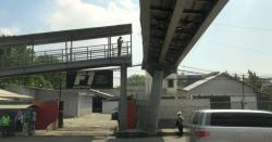 Pemprov Pasang Besi Penyangga, JPO Daan Mogot Bisa Dilalui Pekan Depan