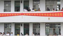 46 Warga China Ditangkap karena Memprotes Rencana Pemindahan Siswa